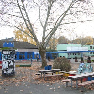 Wegen der PCB-Belastung in den Gebäuden findet der Unterricht am Wesselinger Gymnasium derzeit in Containern statt.