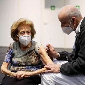 Impfung Köln Elisabeth Steubesand