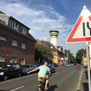 Die Brühler Straße in Berzdorf wird aller Voraussicht nach in diesem Jahr nicht mehr saniert.