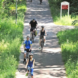 Vorbild Balkantrasse Remscheid-Leverkusen: Die Strecke ist nicht nur bei Freizeitradlern, sonder auch bei Berufspendlern beliebt.
