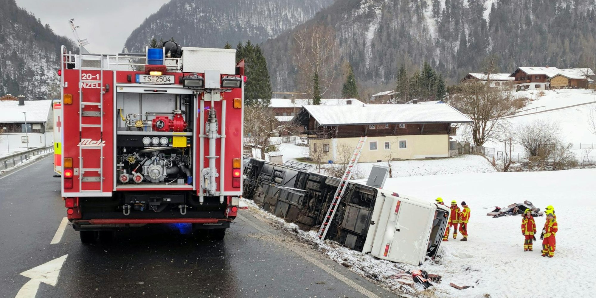 Unfall mit Reisebus in Oberbayer