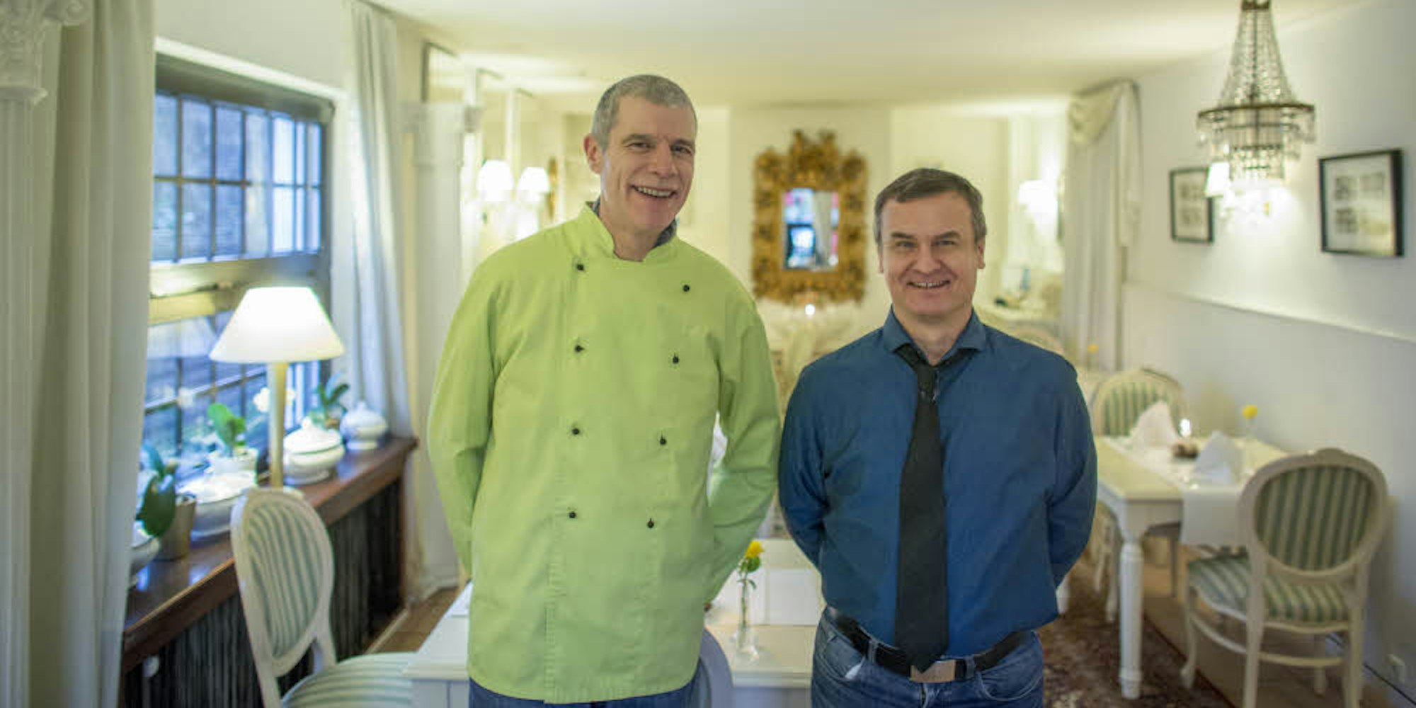 Andreas Lengeling (Küche) und Stefan Bialy sind das zwei-Mann-Team in ihrem Restaurant.