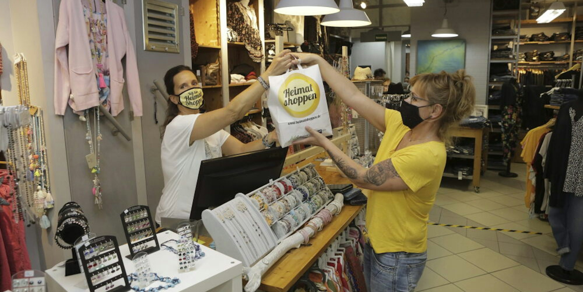Mit Aktionen wie „Heimatshoppen“, versucht der Lindlarer Einzelhandel, mehr Kunden zu gewinnen.