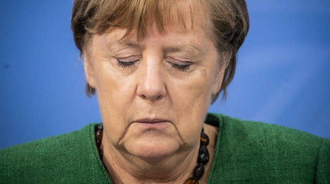 Angela_Merkel_PK_Corona