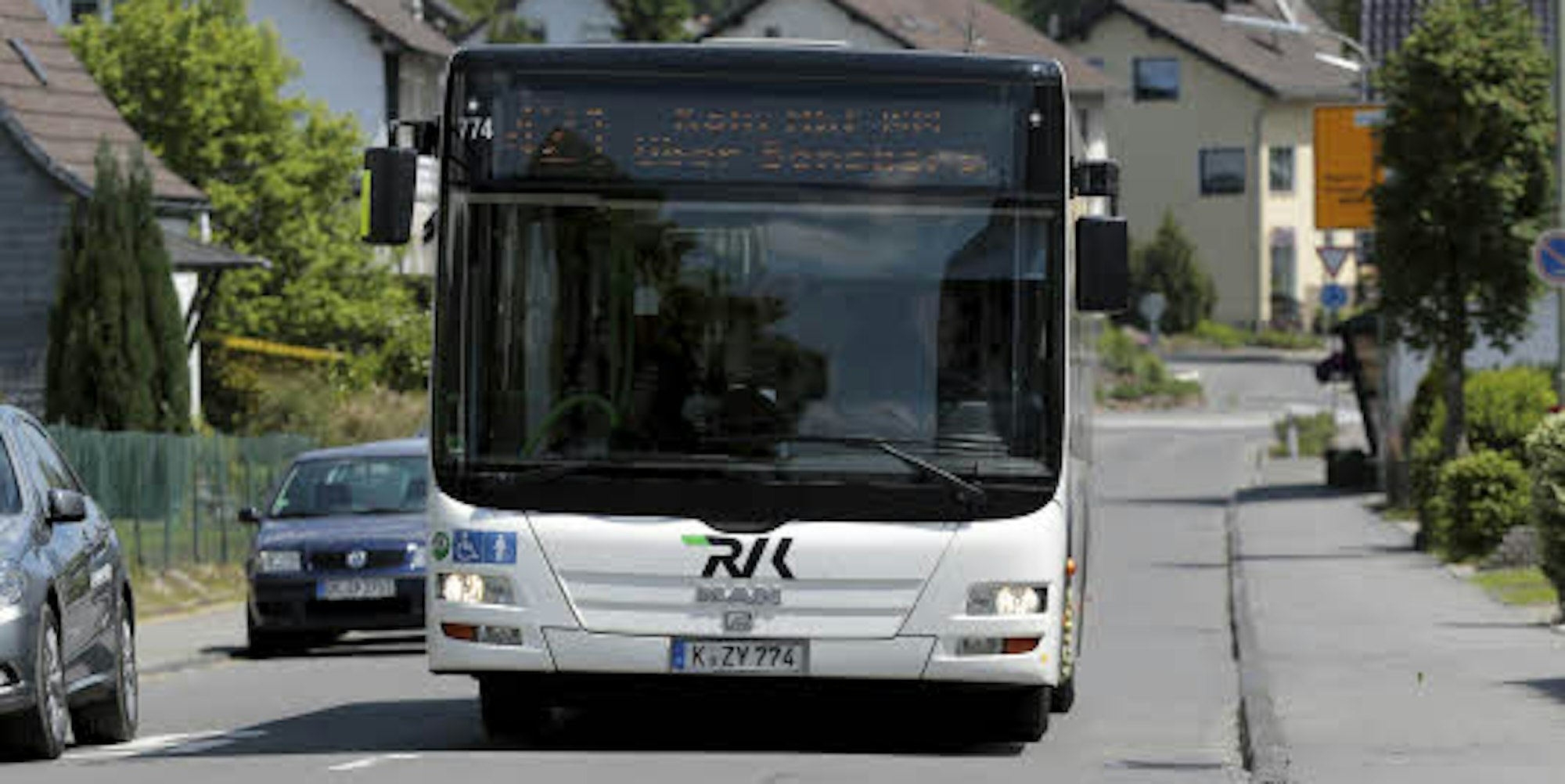 Die Busverbindung von Lindlar über Bensberg nach Köln soll deutlich verbessert werden.