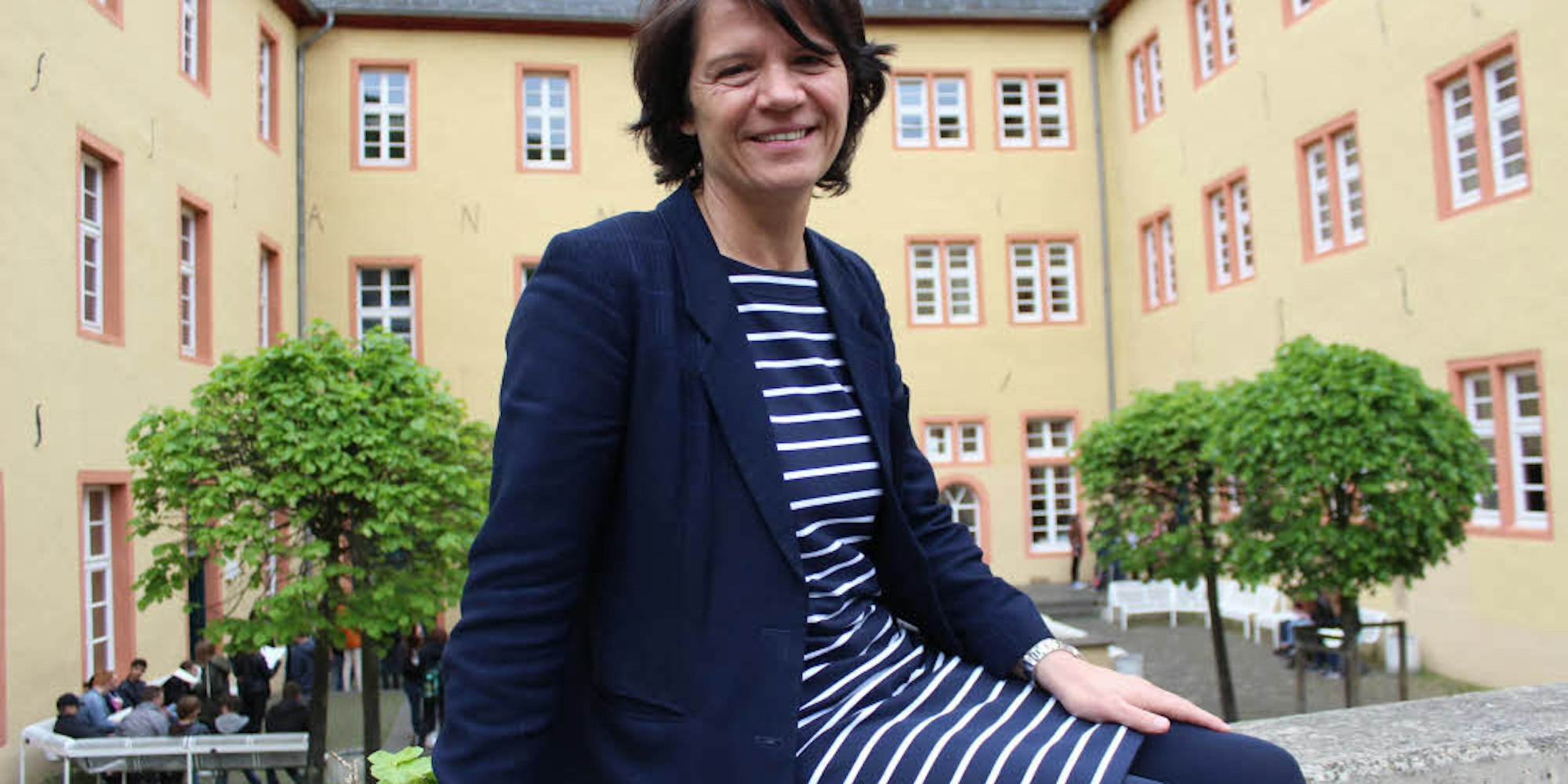 Am St.-Michael-Gymnasium fühlt sich die 53-jährige Anne Schorlepp wohl. Nach dem Ausscheiden von Paul Georg Neft und von Matthias Baum leitete sie die Schule kommissarisch.