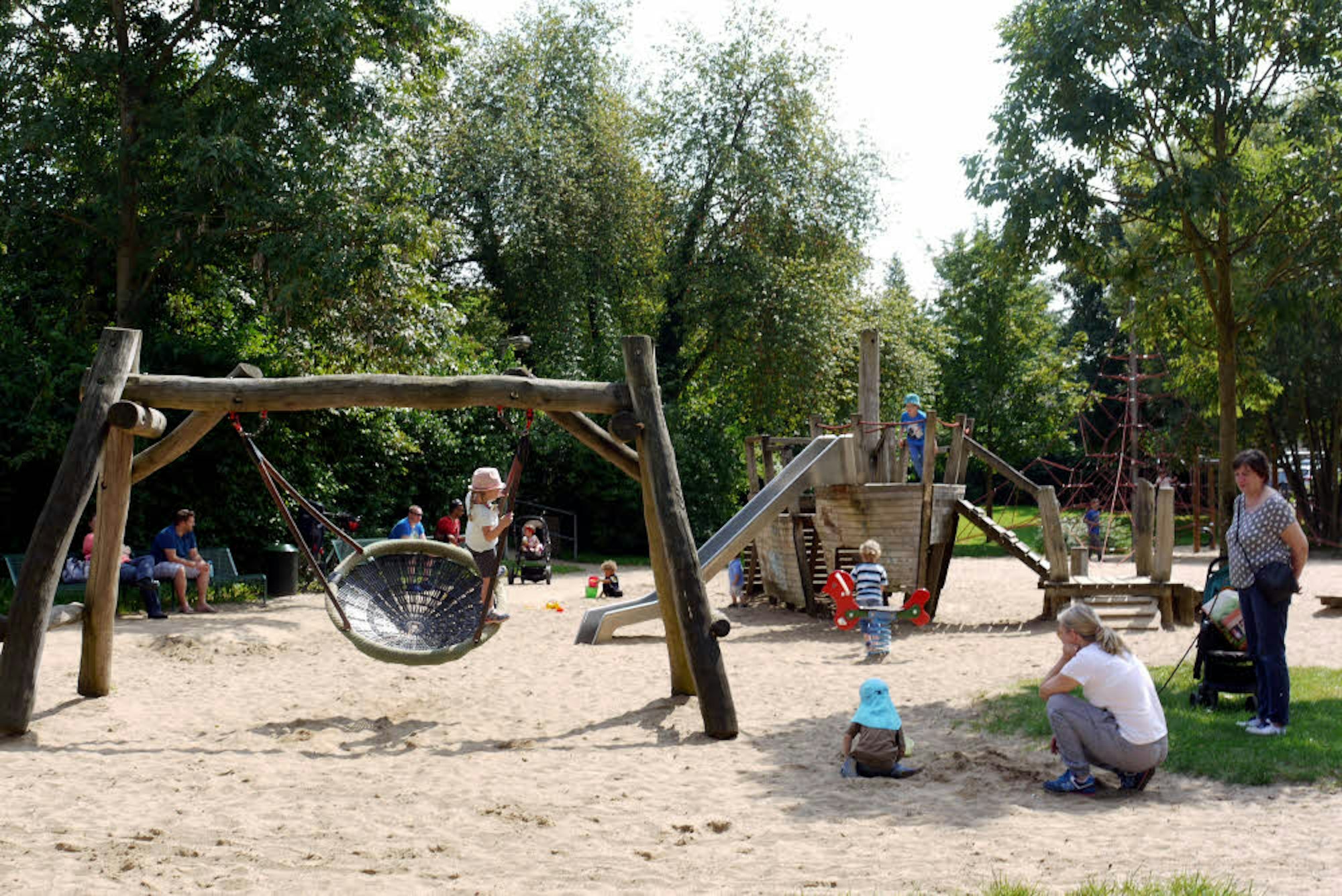 Der Spielplatz Flehbachaue in Brück.
