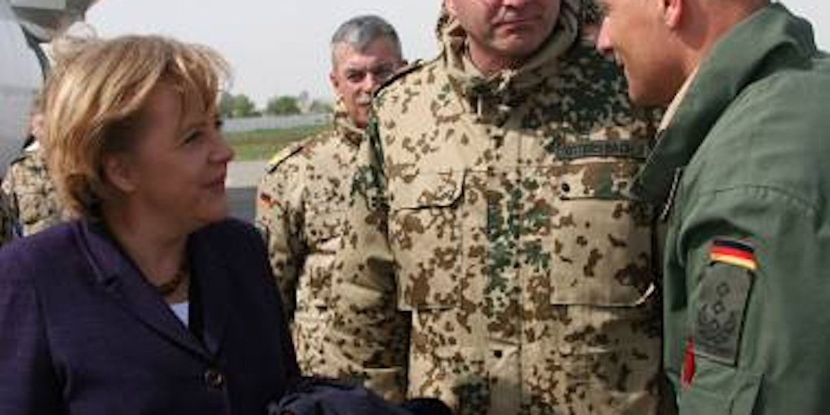 Als zweithöchster Soldat im deutschen Camp traf Gerhartz auch Bundeskanzlerin Angela Merkel. BILDER: PRIVAT