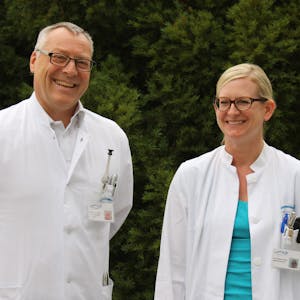 Dr. Bauer Dr. Nolden-Hoverath