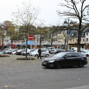 Eitorf Markt Einfahrt Kaiser Karl