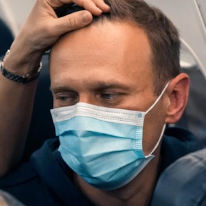 Alexej Nawalny im Flugzeug