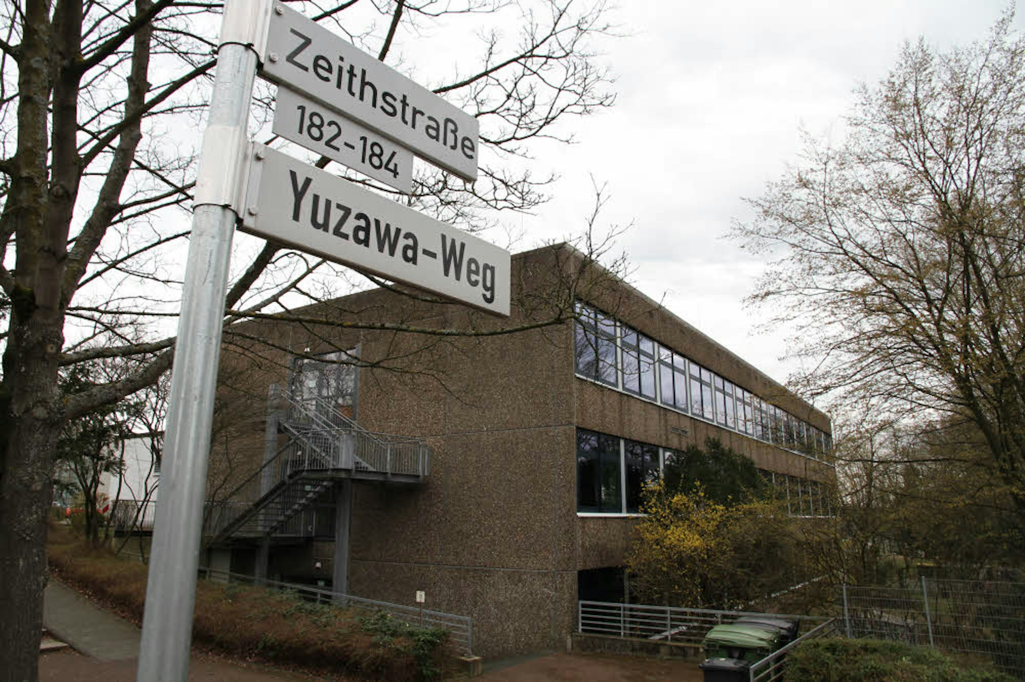 In Siegburg erinnert der Yuzawa-Weg an die Städtefreundschaft.