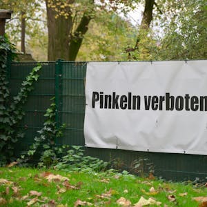 Pinkeln_verboten_Schild