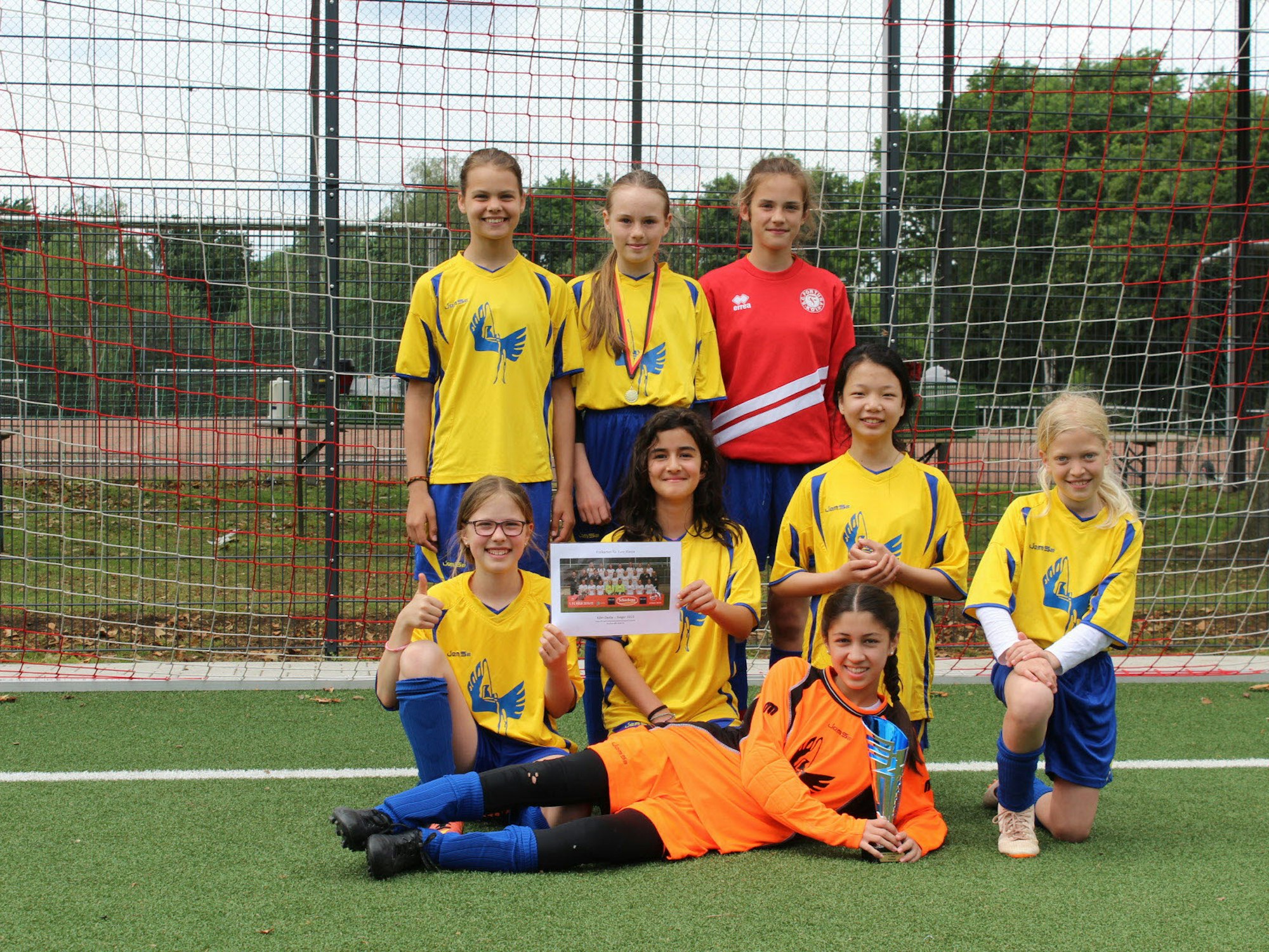 Bei den Mädchen siegte das Team vom Friedrich-Wilhelm-Gymnasium.