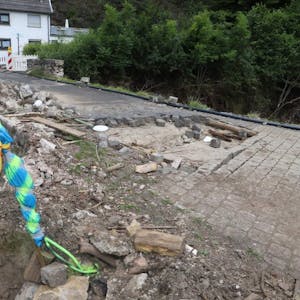 Diese Brücke in Oberhausen wurde durch das Hochwasser am 14. Juli stark beschädigt.