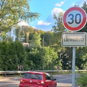 In Marienheide-Kalsbach gilt seit dieser Woche Tempo 30. 