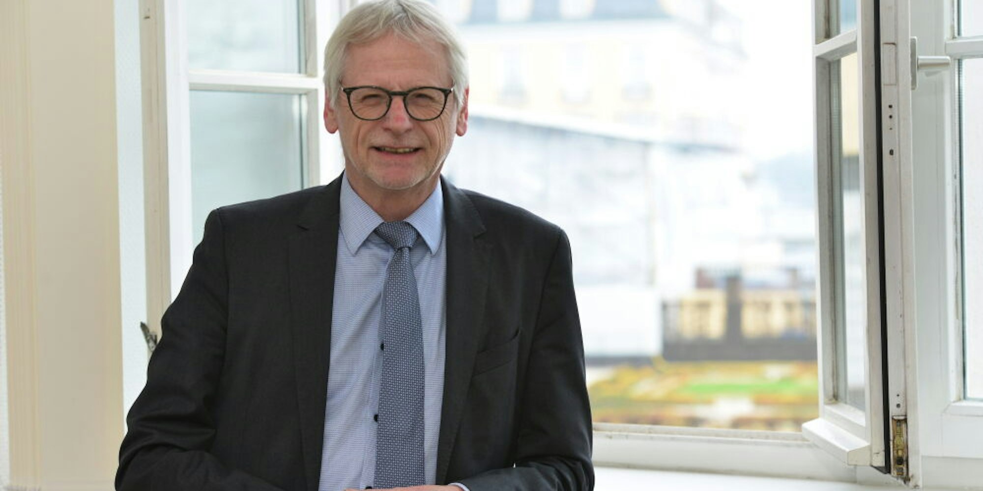 Dieter Freytag ist seit 2014 Bürgermeister in Brühl. Zuvor war bereits 23 Jahre Kämmerer seiner Heimatstadt.