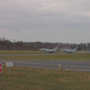Mehr Starts und Landungen gibt es derzeit auf dem Flughafen Nörvenich, das führt in Kerpen und Umgebung zu mehr Lärm.