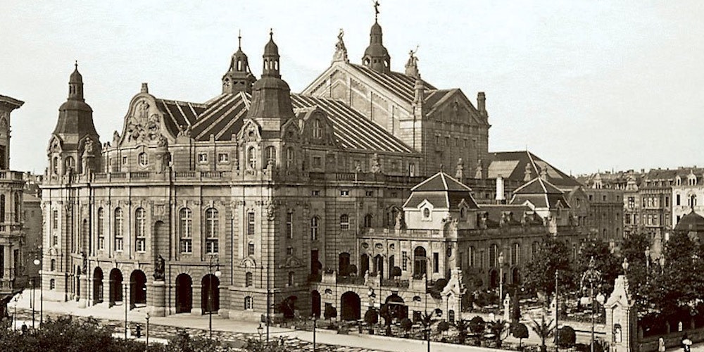 Blick vom Rudolfplatz aus auf die alte Oper