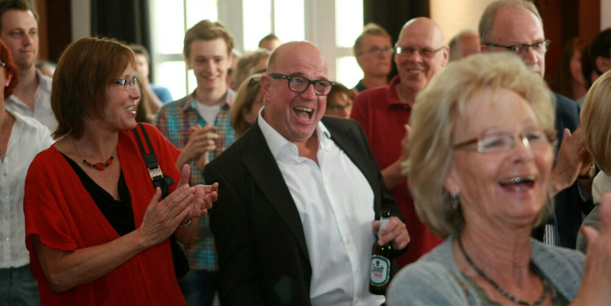 Vor sechs Jahren jubelte Wilfried Holberg nach der Stichwahl. Jetzt wird sein Nachfolger gesucht.
