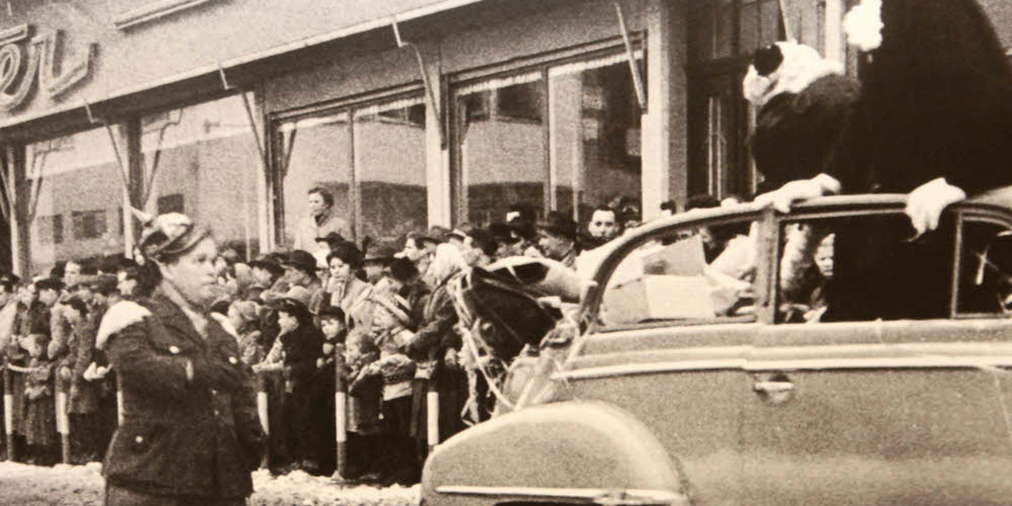 Das richtige Lottchen beim Siegburger Karneval in den 1950er Jahren.