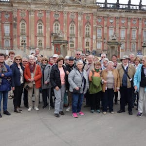 Auf Reisen geht der Heimat- und Kulturverein regelmäßig. Das Foto zeigt eine HKV-Gruppe auf Tour in Berlin.