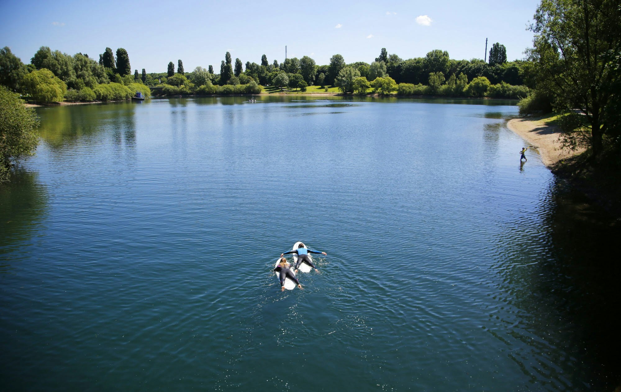 Der Fühlinger See ist beliebt bei Freizeitsportlern.