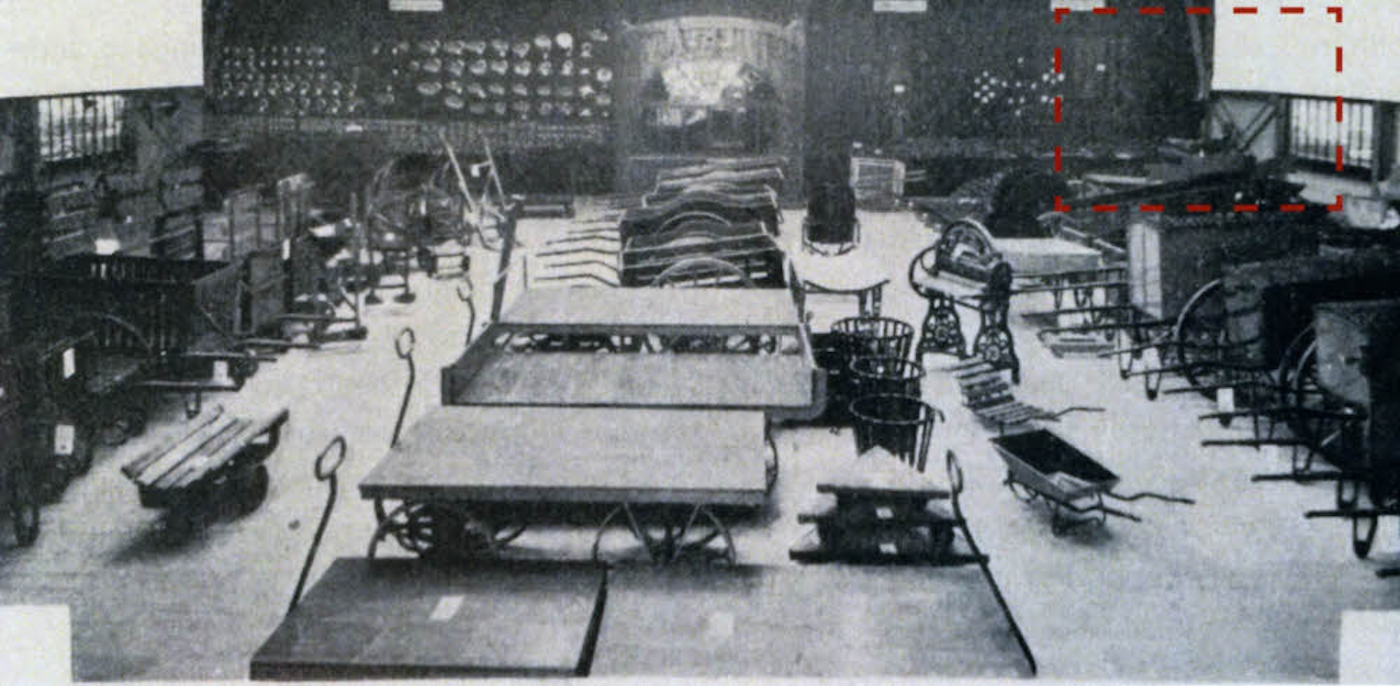 Im Pavillon präsentierte die Firma Köttgen bei der Messe 1902 in Düsseldorf ihre Produkte.