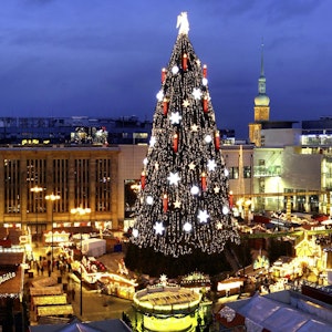 Weihnachtsbaum Dortmund aufgebaut