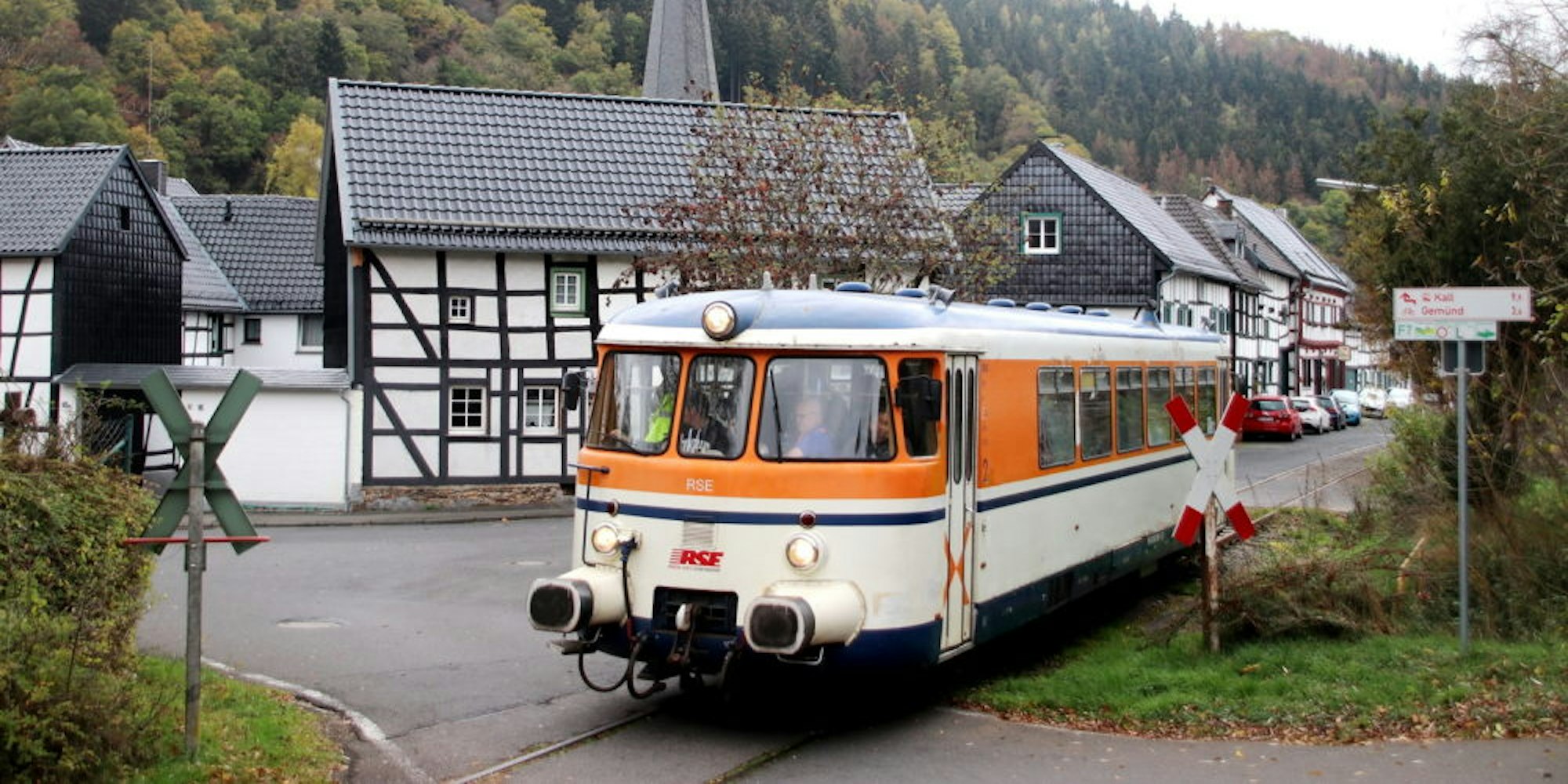 Wegen der Corona-Vorgaben, die nur elf Fahrgäste zulassen, sind zurzeit keine Schienenbusse in Schleiden-Olef unterwegs.