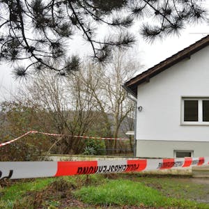 Nach der gefährlichen Körperverletzung in diesem Haus Anfang Januar dieses Jahres ermittelte eine Mordkommission.