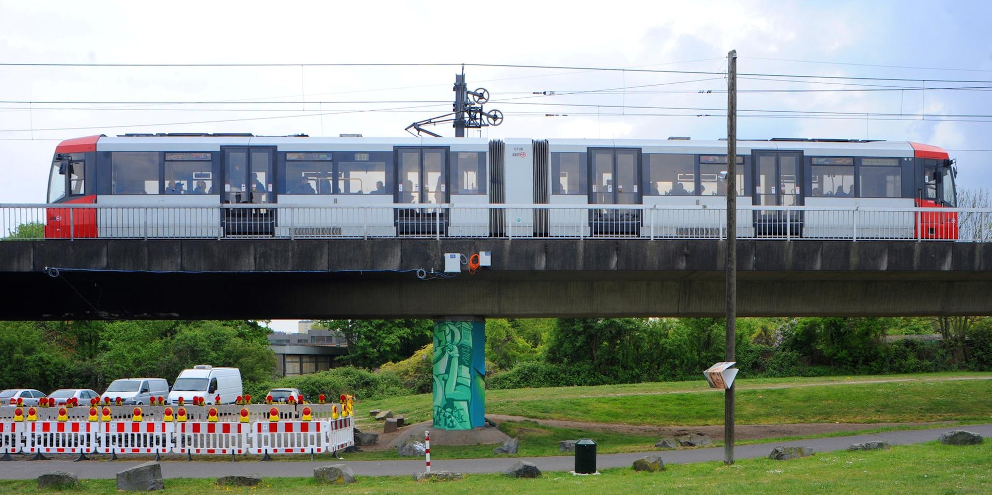 Hochbahn KVB Linie 13