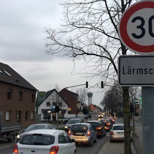 Staus sind in Berzdorf an der Tagesordnung. Jetzt soll ein Verkehrskonzept Abhilfe schaffen.